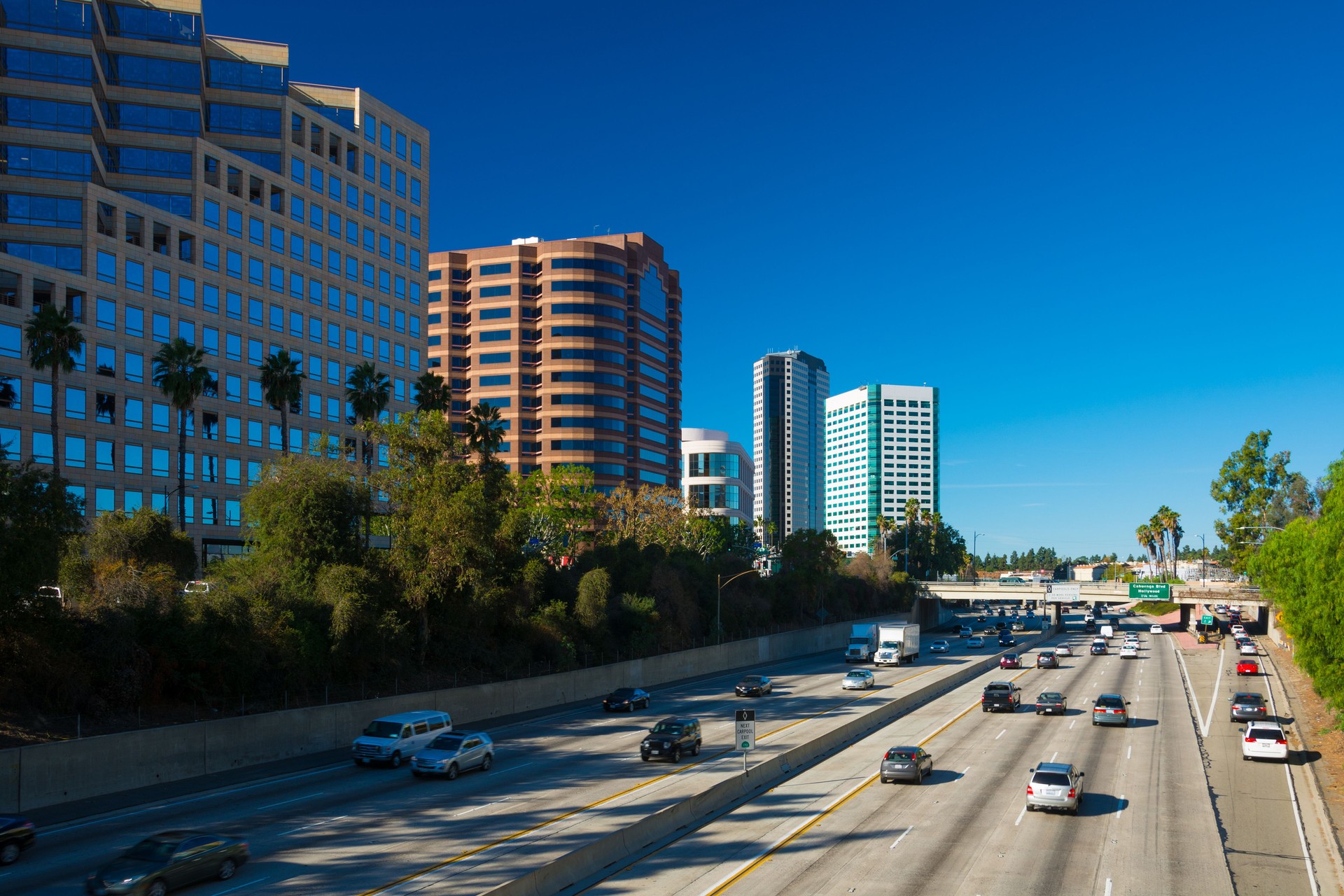 Burbank Media District and freeway